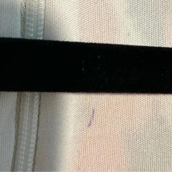 MAGGY LONDON Coral Floral Printed Flutter Sleeve Faux Wrap Dress Sz 0 - Picture 5 of 5